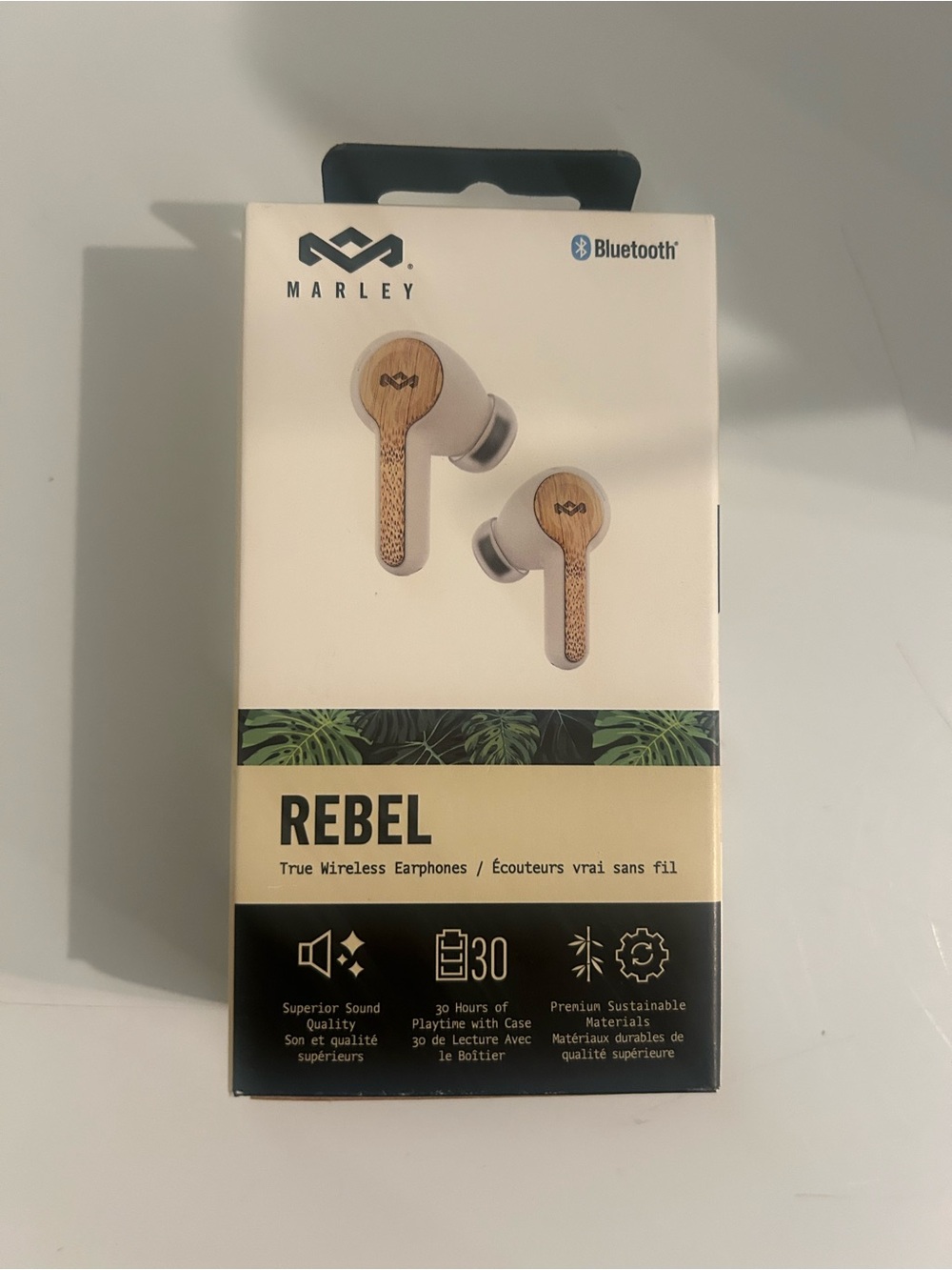 rebels Black and Gold Rebel Earphones Packaging
